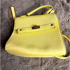 Small fashionable purse.